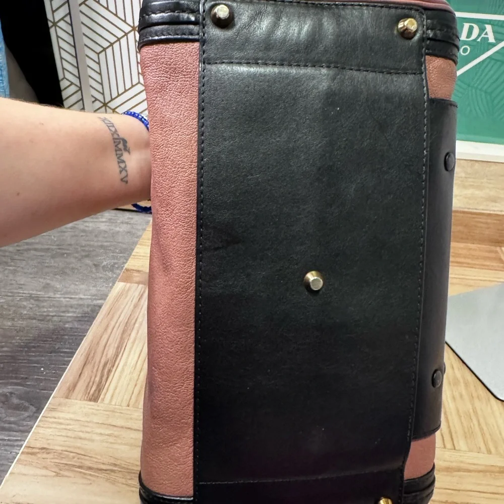 Chloe Vintage Alice Satchel in Black and Pink - Picture 11 of 16